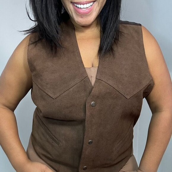 Vintage Womens Leather Vest Size XL Cowgirl Festival Country Concert Adjustable - Picture 3 of 12